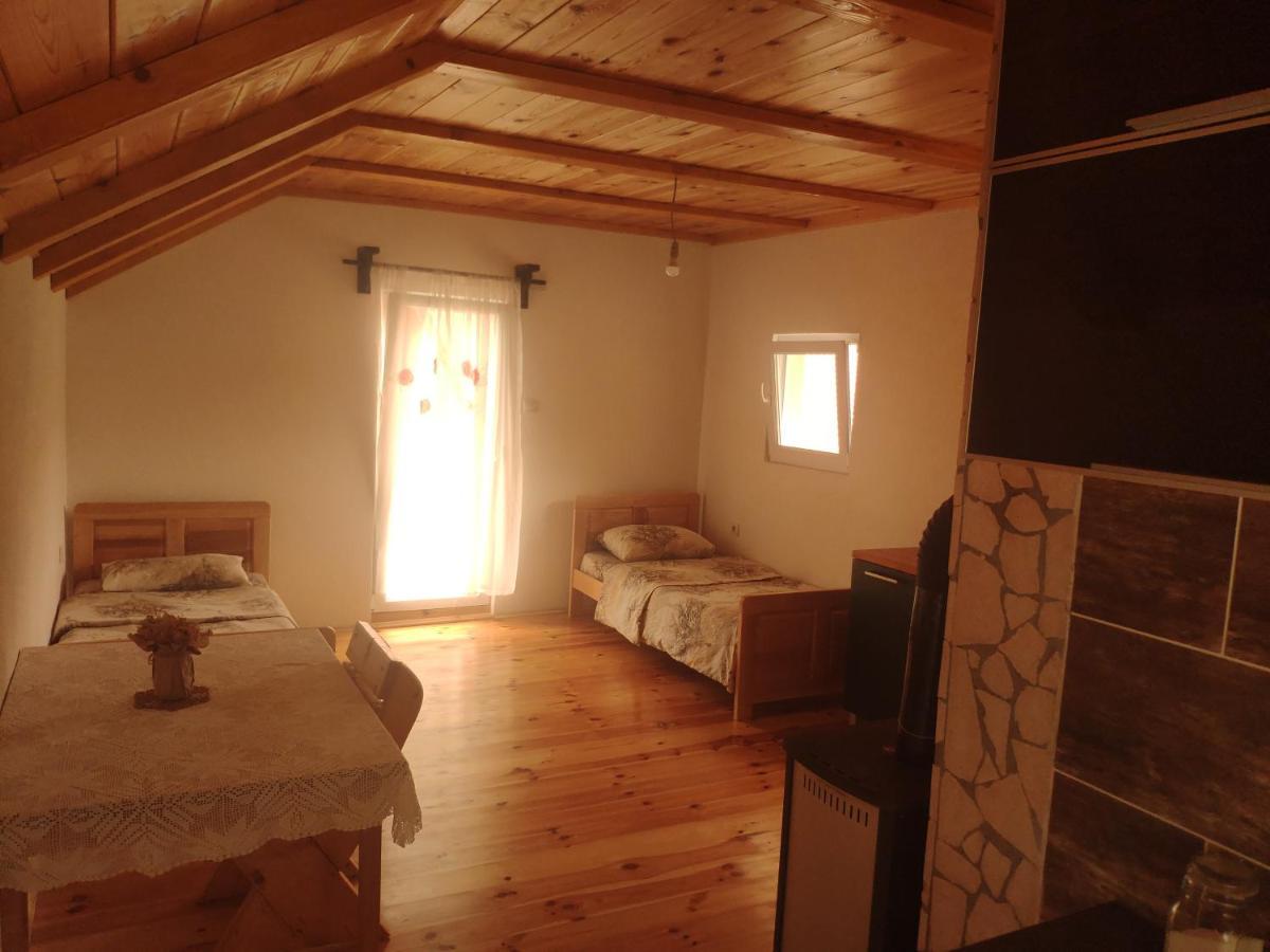 מויקובאץ Private Accommodation Kalezic מראה חיצוני תמונה