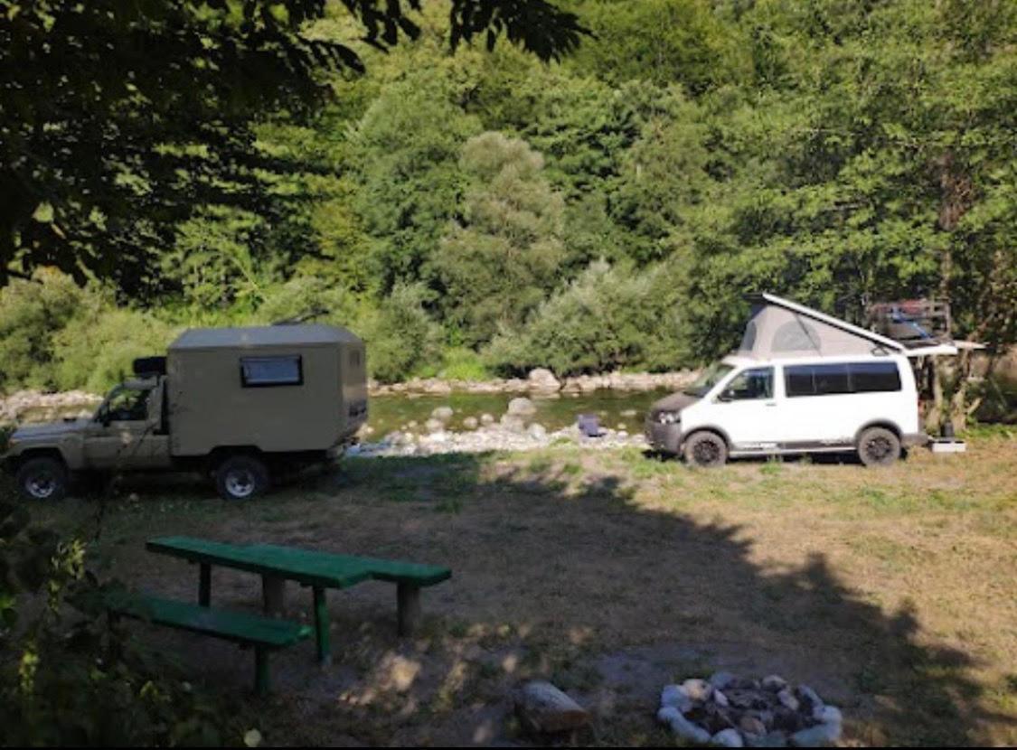 מויקובאץ Private Accommodation Kalezic מראה חיצוני תמונה